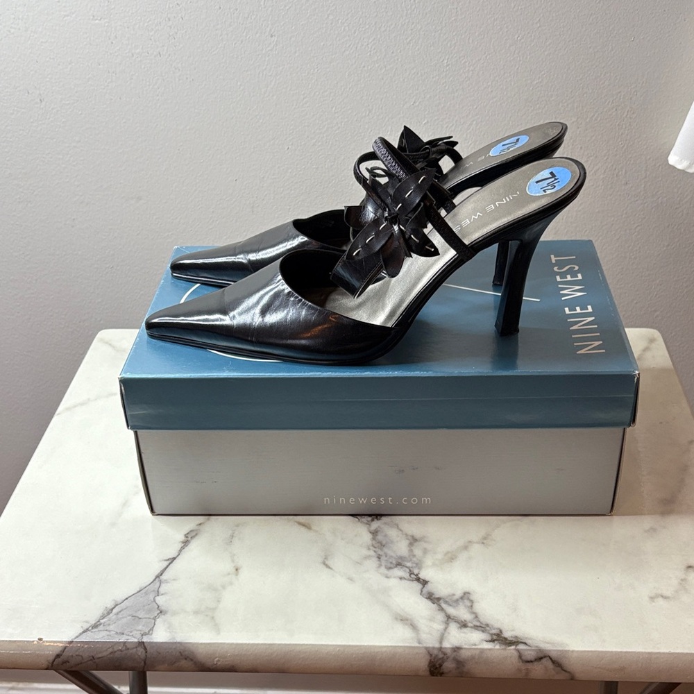 Nine West Glossy Black Heels